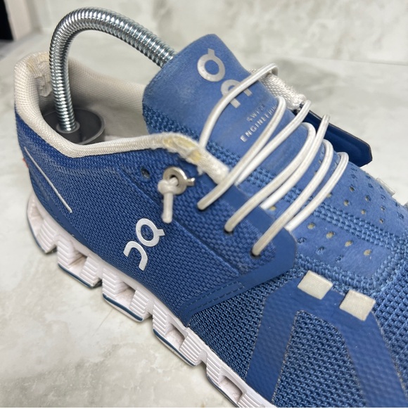 On Cloud Women’s Running Shoes Size 7 Navy Blue Lightweight Comfort Sneaker - Picture 5 of 11